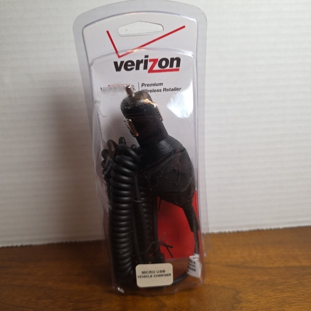 Verizon Micro USB Car Charger NOS‎